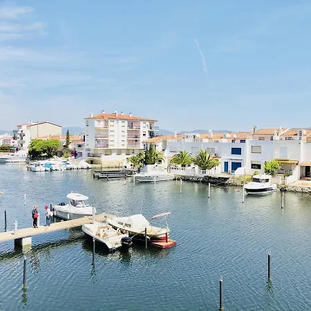 Apartment Port Emporda 28 - Apartamento En La Marina De - Vistas Al Canal - Barbacoa - Cerca Centro Y Playa